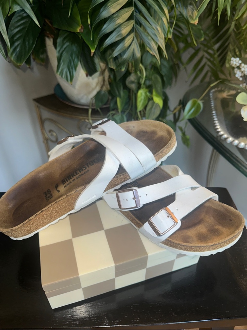 Birkenstock Yao White Two-Strap Women’s Sandals with Buckles size EU 37- 7.5